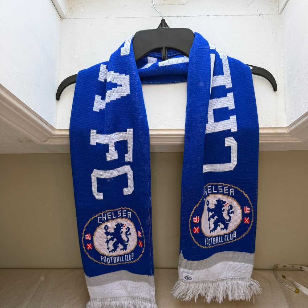 Officially Licensed Chelsea Football Club Acrylic Bar Scarf